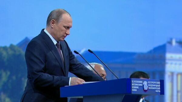 Выступление Путина на ПМЭФ: выход из кризиса, инфляция и развитие экономики РФ - Sputnik Узбекистан