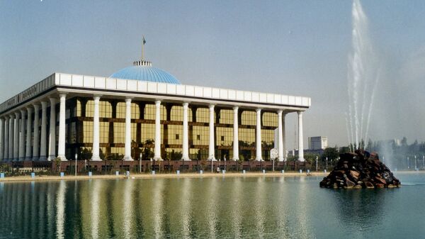 Здание парламента Узбекистана Олий Мажлис - Sputnik Узбекистан