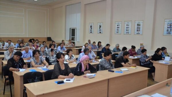 Учебные курсы благотворительного общественного фонда «Махалла» - Sputnik Узбекистан