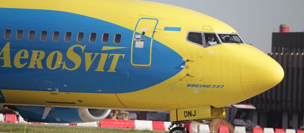 АэроСвит - Украина авиакомпанияси самолёти АэроСвит - Украина авиакомпанияси самолёти - Sputnik Ўзбекистон