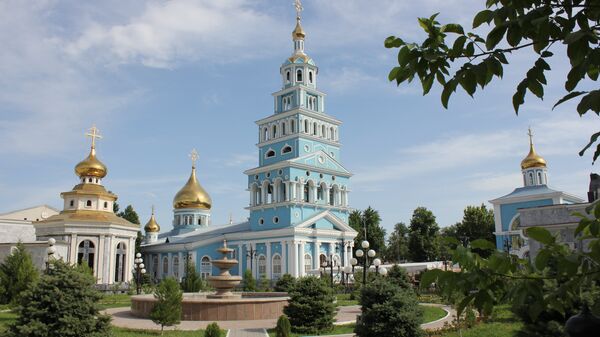 Успенский кафедральный собор в Ташкенте - Sputnik Узбекистан
