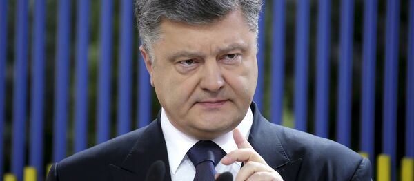Президент Украины Петр Порошенко Президент Украины Петр Порошенко - Sputnik Ўзбекистон