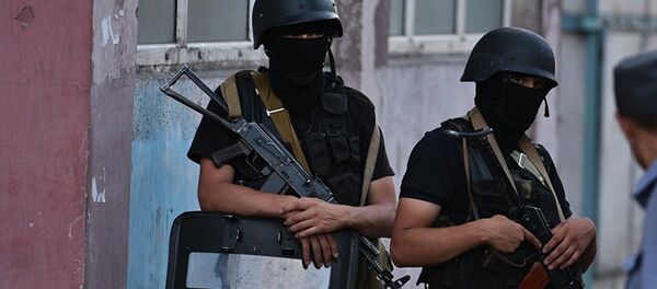 Экстремистларни ушлаш бўйича махсус операция. Экстремистларни ушлаш бўйича махсус операция. - Sputnik Ўзбекистон