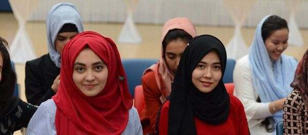 Трансграничная инициатива по поддержке образования афганских женщин в Узбекистане Трансграничная инициатива по поддержке образования афганских женщин в Узбекистане - Sputnik Ўзбекистон