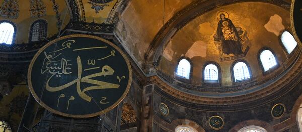 Собор Святой Софии в Стамбуле Собор Святой Софии в Стамбуле - Sputnik Ўзбекистон