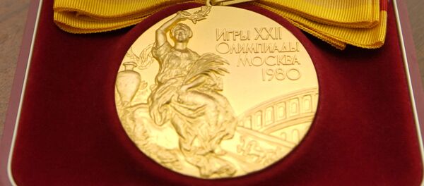 Золотая медаль Игр XXII Олимпиады - Sputnik Узбекистан