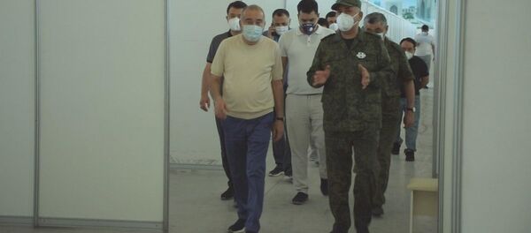 «Узэкспоцентр» в Ташкенте превращают в центр для пациентов с подозрением на коронавирус. Его посетили генеральный прокурор Нигматилла Юлдашев и хоким Ташкента Джахонгир Артыходжаев. «Узэкспоцентр» в Ташкенте превращают в центр для пациентов с подозрением на коронавирус. Его посетили генеральный прокурор Нигматилла Юлдашев и хоким Ташкента Джахонгир Артыходжаев. - Sputnik Ўзбекистон