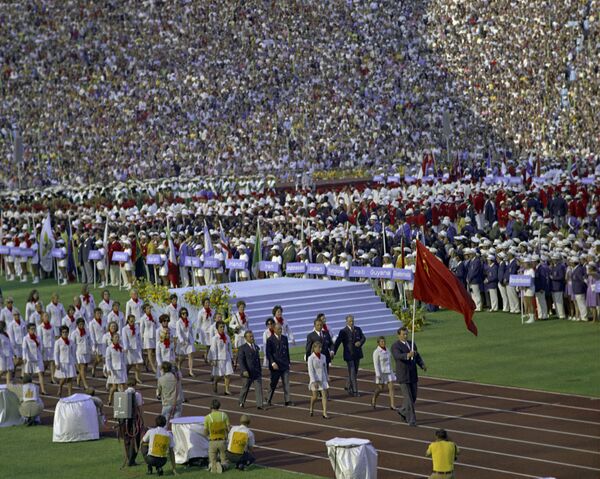 1980 yilgi yozgi Olimpiya oʻyinlarida sovet sportchilari birinchilikni olib, 80ta oltin, 69 kumush va 46 bronza medallarini qoʻlga kiritishdi. - Sputnik Oʻzbekiston