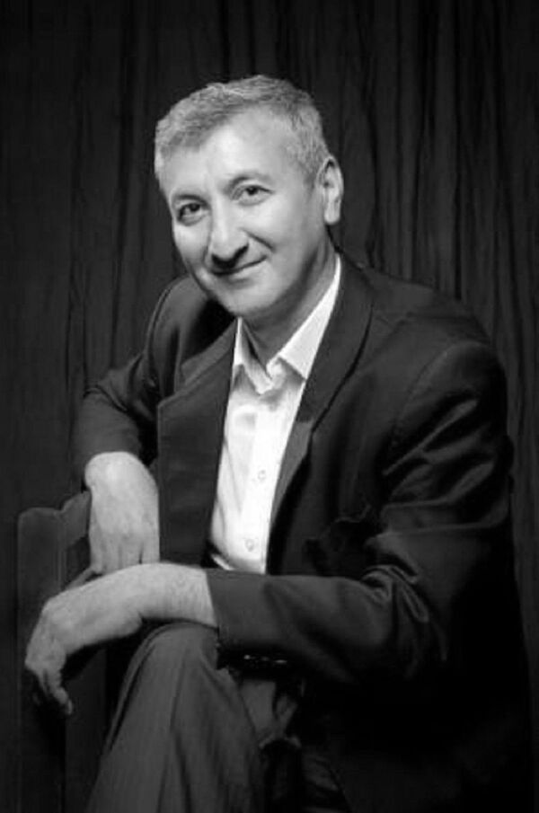 Ушел из жизни главный художник театра им. Навои Ушел из жизни главный художник театра им. Навои - Sputnik Узбекистан