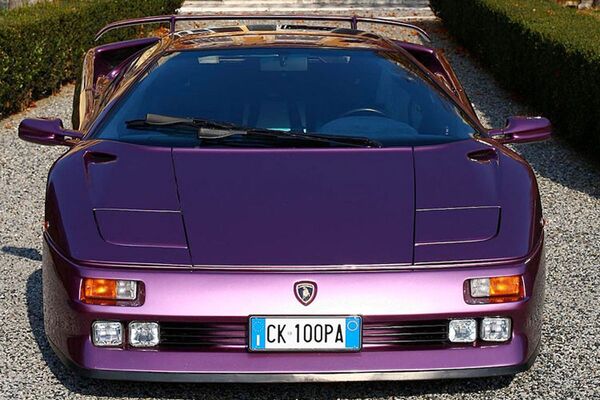Musodara qilingan Lamborghini Diablo avtomobili Turin avtomobil muzeyiga taqdim etildi. - Sputnik O‘zbekiston