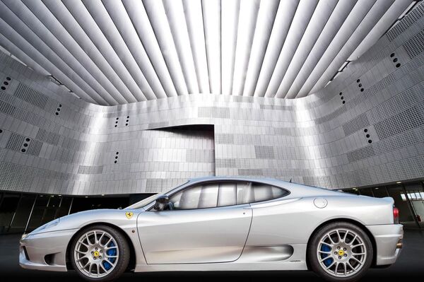 Ferrari 360 Challenge avtomobili ham Turin avtomobil muzeyida saqlanadi. - Sputnik O‘zbekiston