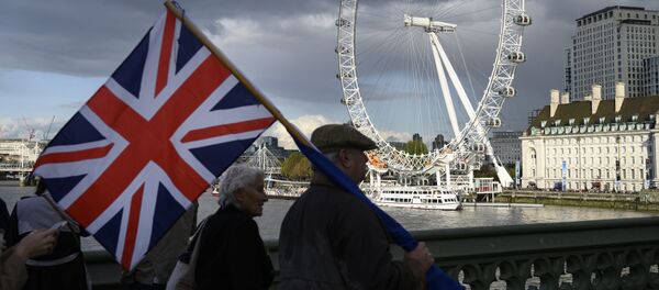 Участники акции против Brexit в Лондоне. - Sputnik Узбекистан