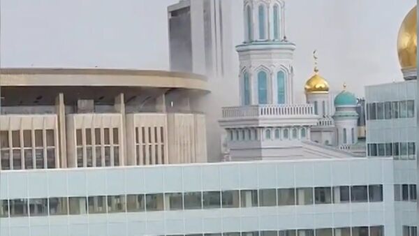 Легендарный спорткомплекс “Олимпийский” сносят в Москве - Sputnik Узбекистан