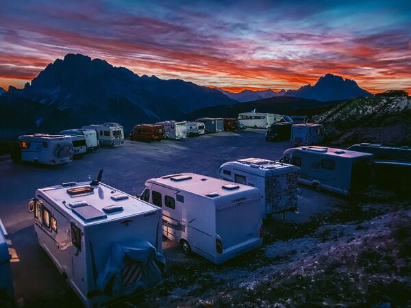 Снимок Nightfall at the Dolomites гонконгского фотографа Leo Chan, получивший главный приз в номинации Sunset конкурса IPPAWARDS 2020 - Sputnik Узбекистан