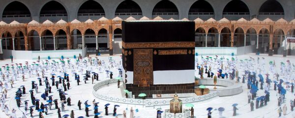 Саудия Арабистонида мавсумий Ҳаж зиёрати бошланди. Саудия Арабистонида мавсумий Ҳаж зиёрати бошланди. - Sputnik Ўзбекистон