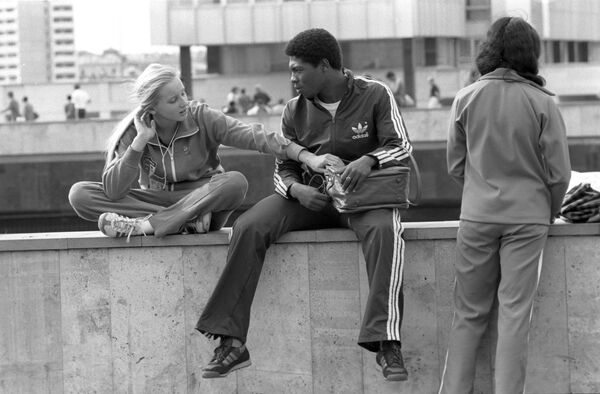 Закулисье Олимпиады-80: имена по трафарету, галстук от гостя и голые атлеты - Sputnik Узбекистан