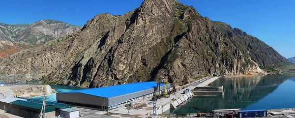 Плотина Сангтудинской ГЭС в Таджикистане Плотина Сангтудинской ГЭС в Таджикистане - Sputnik Узбекистан