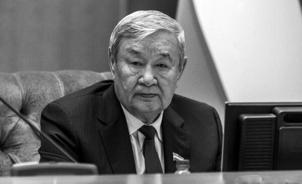 Председатель Жокаргы Кенеса Каракалпакстана Муса Ерниязов - Sputnik Узбекистан