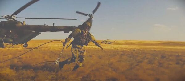 К 90-летию ВДВ - Sputnik Узбекистан