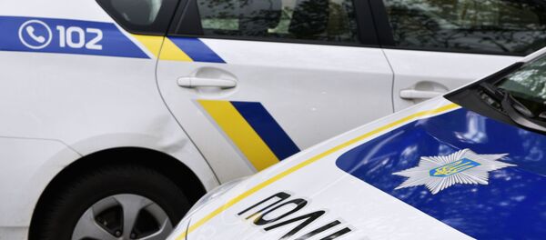 Автомобиль сотрудников Украинской полиции в Киеве Автомобиль сотрудников Украинской полиции в Киеве - Sputnik Ўзбекистон