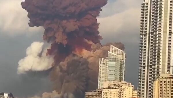 Moment moshneyshego vzriva v Beyrute popal na video - Sputnik O‘zbekiston