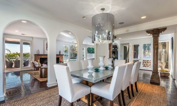 Лола Каримова выставила на продажу три шикарных особняка в Голливуде — фото Лола Каримова выставила на продажу три шикарных особняка в Голливуде — фото - Sputnik Узбекистан