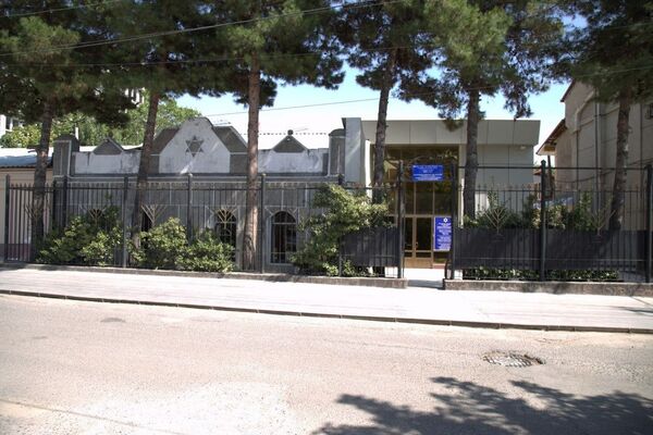 Столичную синагогу Бет Менахем сносить не будут — застройщик отозвал иск - Sputnik Узбекистан