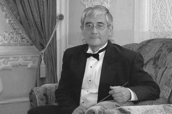 Ушел из жизни известный узбекский дирижер и композитор Анвар Эргашев Ушел из жизни известный узбекский дирижер и композитор Анвар Эргашев - Sputnik Узбекистан