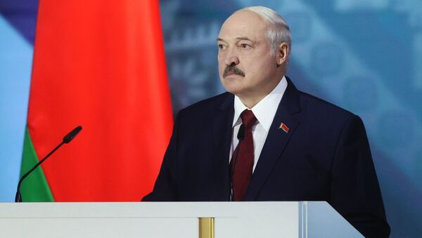 Обращение президента Беларуси Александра Лукашенко накануне выборов - Sputnik Узбекистан