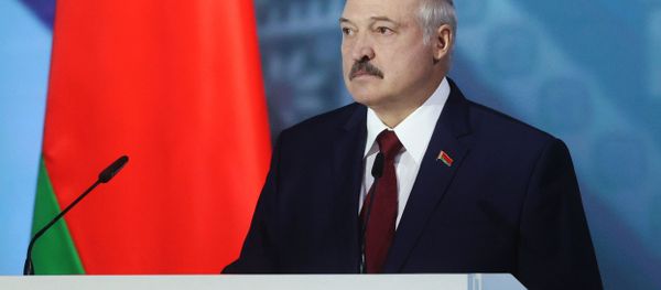 Обращение президента Беларуси Александра Лукашенко накануне выборов - Sputnik Узбекистан