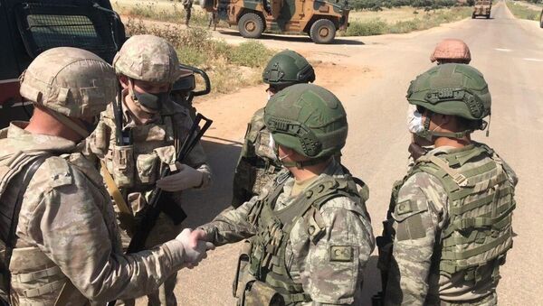 Россия и Турция провели совместное патрулирование в сирийской провинции Алеппо-Латакия - Sputnik Ўзбекистон