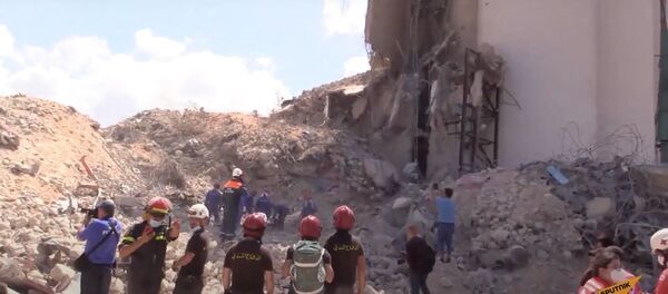 Помощь спасателей МЧС России получили почти 200 человек в Бейруте - Sputnik Узбекистан