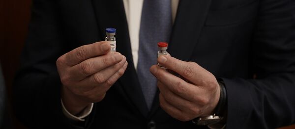 Гам-КОВИД-Вак — векторная двухкомпонентная вакцина на основе аденовируса человека Гам-КОВИД-Вак — векторная двухкомпонентная вакцина на основе аденовируса человека - Sputnik Узбекистан