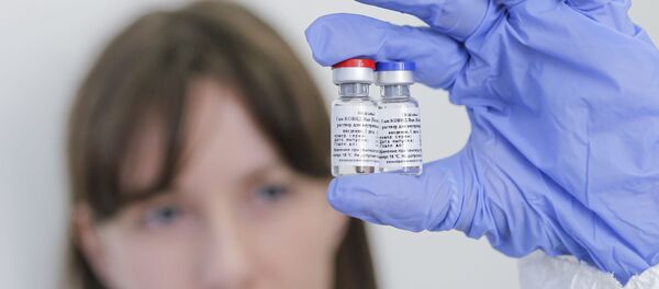 Первая в мире вакцина от коронавируса Первая в мире вакцина от коронавируса - Sputnik Ўзбекистон