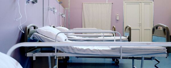 Палата в госпитале для пациентов с COVID-19  - Sputnik Ўзбекистон