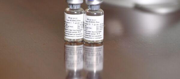 Брифинг, посвященный первой в мире зарегистрированной вакцине от COVID-19 - Sputnik Ўзбекистон