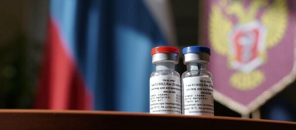Вакцина против новой коронавирусной инфекции впервые в мире зарегистрирована в России 11 августа - Sputnik Ўзбекистон