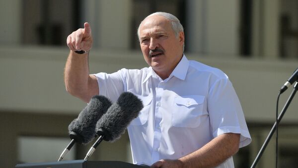 Miting v podderjku deystvuyuщego prezidenta Belorussii A. Lukashenko v Minske - Sputnik Oʻzbekiston