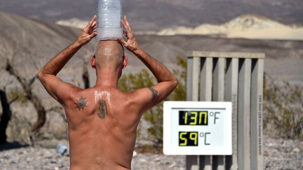 “Ўлим водийси”да (Калифорния, АҚШ) термометр устунлари +54,4 даражага кўтарилди - Sputnik Ўзбекистон