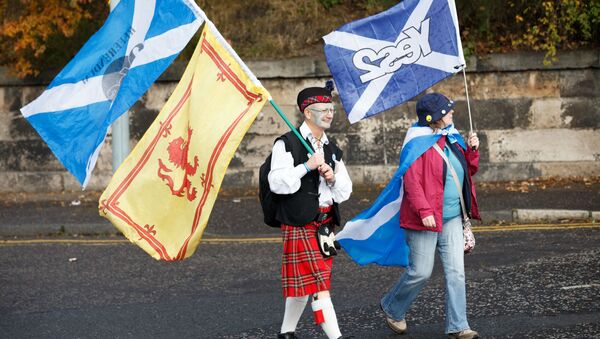 Марш за независимость Шотландии в Эдинбурге - Sputnik Узбекистан
