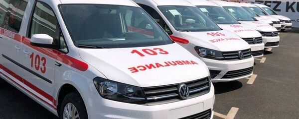 Автомобили скорой помощи на базе VW Caddy доставлены медикам - Sputnik Узбекистан
