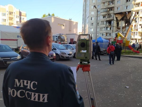 Взрыв газа в жилом доме в Ярославле: трое погибших и обрушения - Sputnik Узбекистан