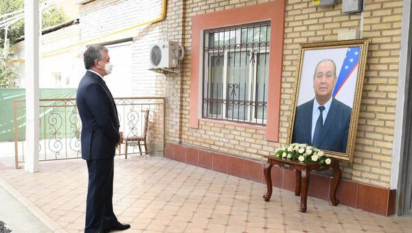 Траурные мероприятия в память о Кариме Камалове, исполнявшем обязанности хокима Бухарской области - Sputnik Узбекистан