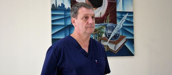 Российский врач-реаниматолог Михаил Замятин - Sputnik Узбекистан