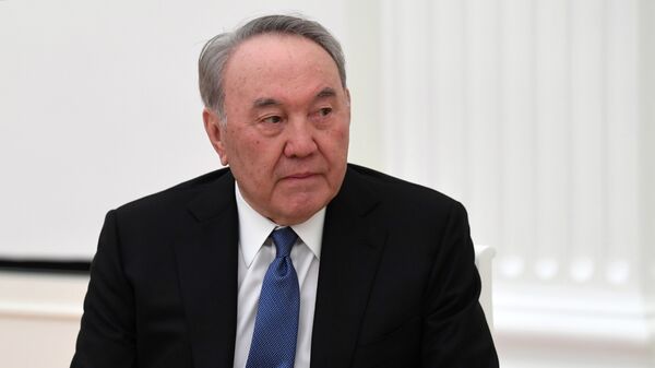 Prezident RF V. Putin vstretilsya s pervim prezidentom Respubliki Kazaxstan N. Nazarbayevim - Sputnik O‘zbekiston