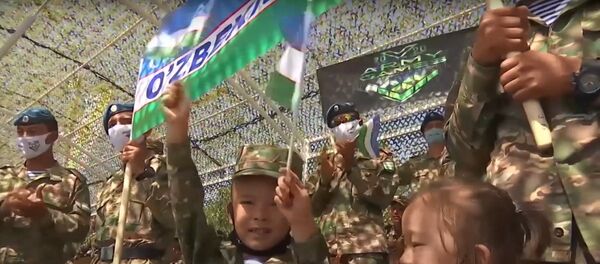 Дорожный патруль-2020: эстафета - Sputnik Узбекистан