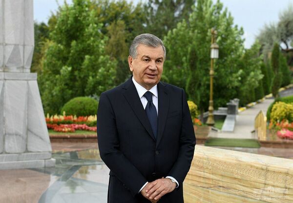 Шавкат Мирзиёев почтил память жертв репрессий и коронавируса — фото - Sputnik Узбекистан