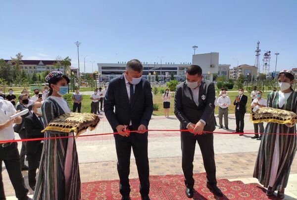 В Карши открылся новый IT-центр В Карши открылся новый IT-центр - Sputnik Узбекистан