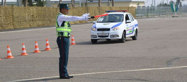 Конкурс Дорожный патруль в Коканде Конкурс Дорожный патруль в Коканде - Sputnik Узбекистан