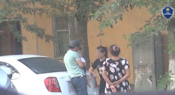 В Фергане мать пыталась продать своего годовалого ребенка - Sputnik Узбекистан